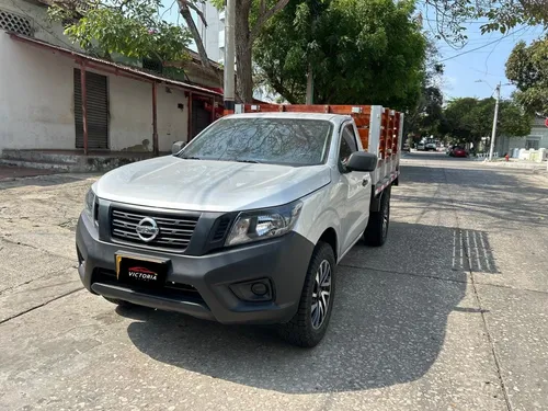 Nissan Frontier Estaca
