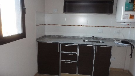 Imagen 3 de 7 de Monoambiente En Venta En Moron Sur