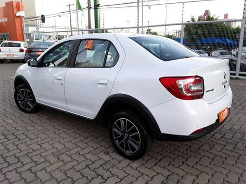 Imagem 6 de 15 de Renault Logan 1.6 16v Sce Flex Intense X-tronic