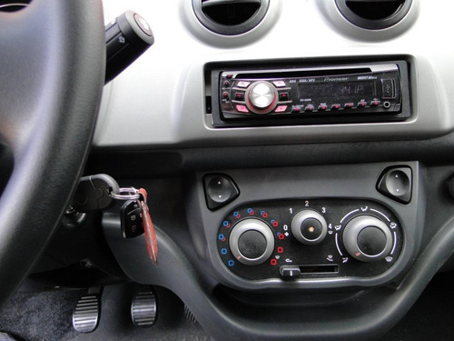 Imagem 6 de 6 de Fiat Fiorino 1.4 Mpi Furgão Endurance 8v Flex 2p Manual