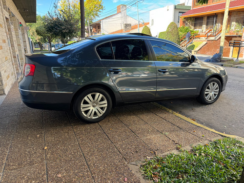 Volkswagen Passat 2.0 I Exclusive