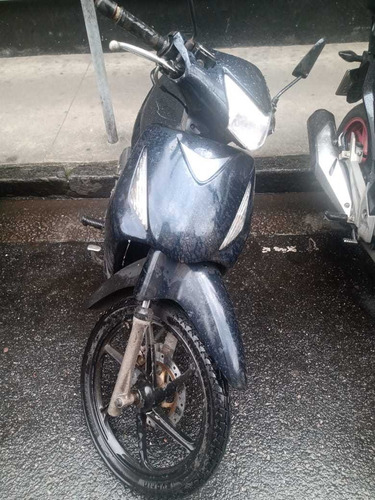 Imagem 1 de 4 de Honda Bis