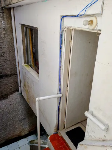 Vendo Sobrado Com Salão Comercial E Mais 2 Casas