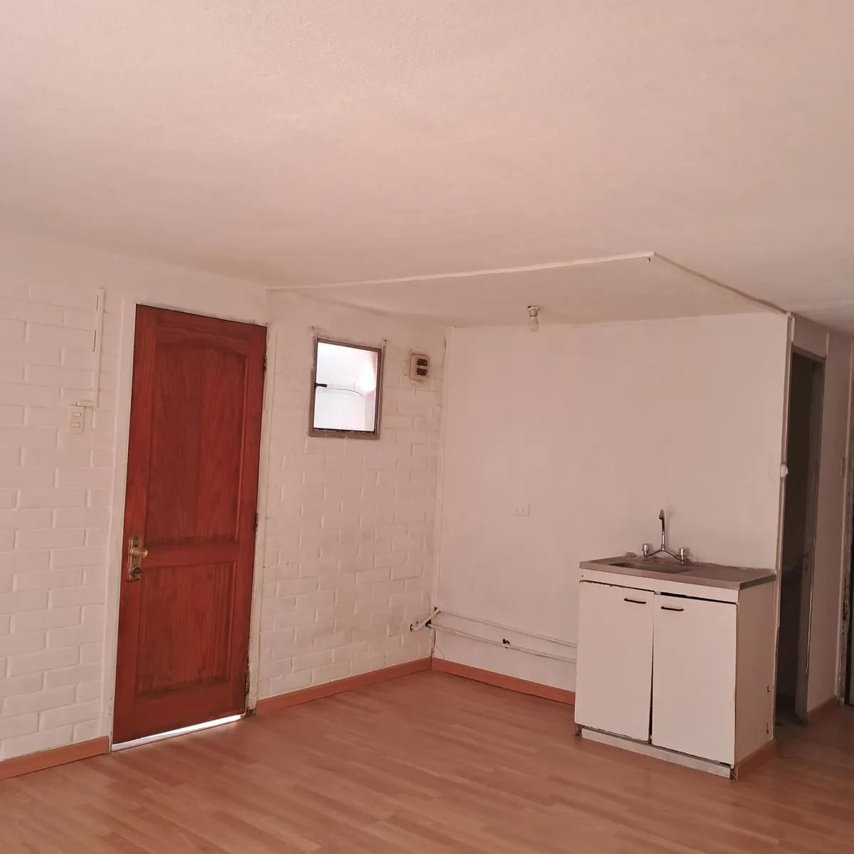 Imagen 3 de 6 de Cómoda Casa Dos Pisos En Barrio Residencial, Ojos Del Salado
