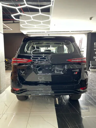 Toyota Fortuner Gr 2024