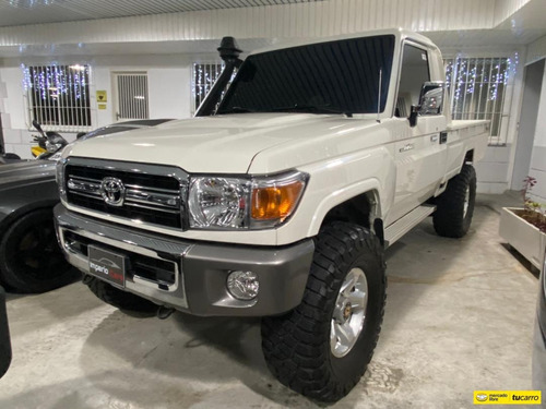 Toyota Macho Pick-up Pick-up Carga 4x4