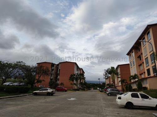 Imagen 25 de 27 de Apartamento En Venta En Guatire Terrazas De San Pedro 21-24314 Tlf 04129915337