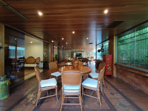 Apartamento En Venta, Las Mesetas De Santa Rosa De Lima, Municipio Baruta