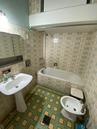 Oportunidad Venta | Propiedad En Block 3 Viviendas| A Reciclar