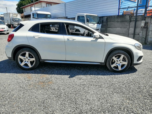 Imagen 3 de 15 de Mercedes Benz Gla 220 Cdi