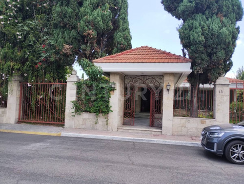 Venta Casa Un Piso, Para Remodelar, Club De Golf Las Fuentes!!!