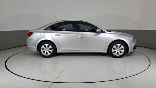 Chevrolet Cruze 1.8 LS A AT