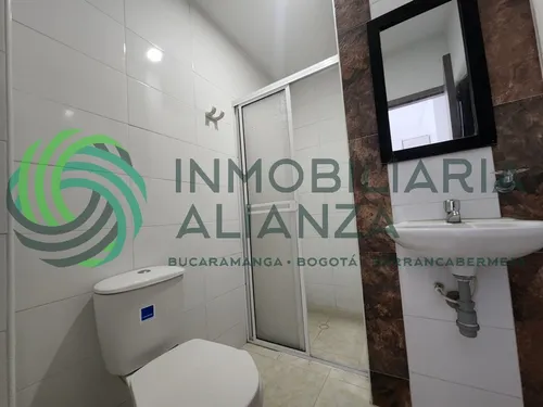 Apartamento En Arriendo En Junin I. Cod A15550