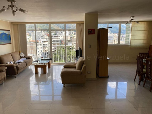 Apartamento En Venta Los Palos Grandes Mls #23-5610, Caracas Rc 005