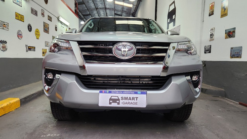 Imagen 13 de 25 de Toyota Sw4 Srx 2020 At 2.8 At 4x4 Smart Garage