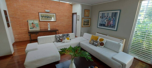 Meb Venta Moderna Casa Con Amplio Terreno De 1.500m2 Villas Laguna Club Guataparo Valencia 254649