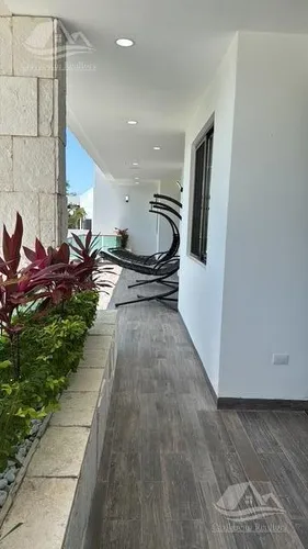 Casa En Venta En Lagos Del Sol Cancun