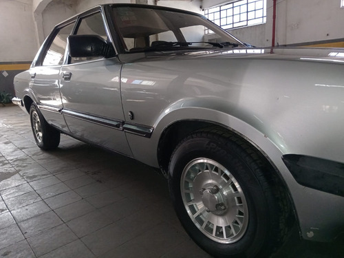 Ford Taunus 2.3 Ghia