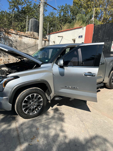Toyota Tundra 5.7 Limited 4x4 At