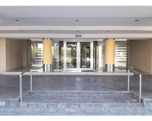 Imagen 12 de 30 de Venta / Oportunidad / Moderno Departamento 3 Amb Con Cochera Frente A Plaza España/ Mar Del Plata