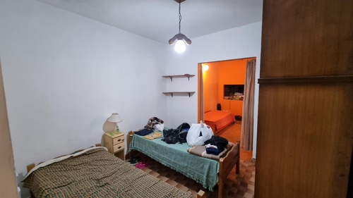 Casa 2 Dormitorios En San Clemente Del Tuyú Con Departamento Independiente Al Frente