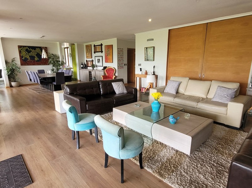 Casa En Venta En Calle Colina Vista Hermosa Las Condes