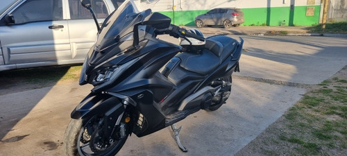 Imagen 20 de 25 de Kymco Ak 550