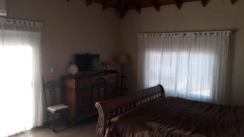 Imagen 23 de 28 de Imponente Casa Con Quincho Y Piscina En Venta - Barrio Privado Malibu - Canning