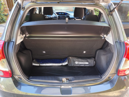 Toyota Etios 1.5 xls pack mt6