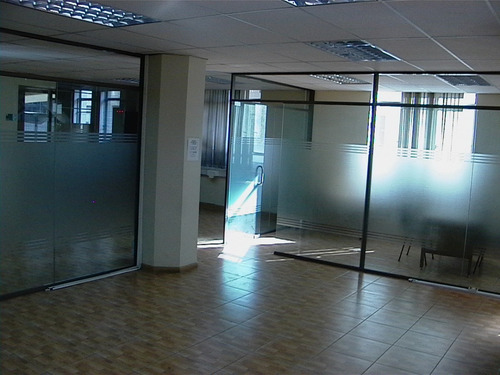 Arriendo Oficina Salida Metro Universidad De Chile, 660 Mts.