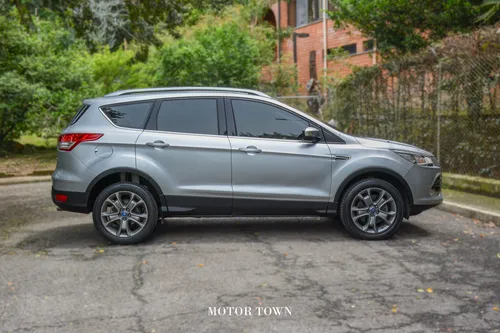 Ford Escape 2.0 Titanium