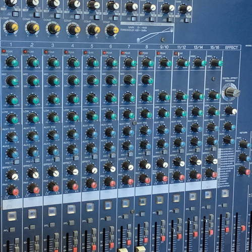 Mesa De Som Analógica Yamaha Mg166cx -maismusika (Usado)