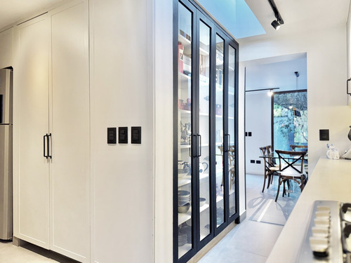 Remodelada Impecable En Condominio