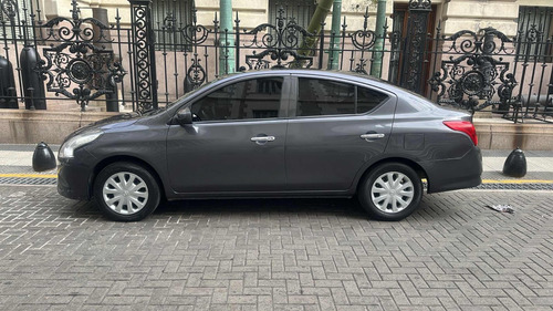 Nissan Versa 1.6 Advance At