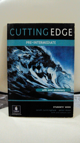 Cutting Edge Pre-intermediate Students' Book