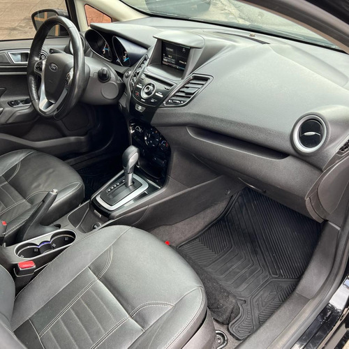Imagen 13 de 25 de Ford Fiesta Kinetic Design 1.6 Titanium Powershift 120cv