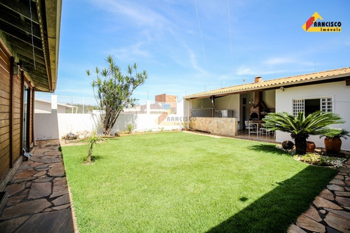 Imagem 25 de 29 de Casa À Venda, 4 Quartos, 1 Suíte, 4 Vagas, Bom Pastor - Divinópolis/mg - 46454