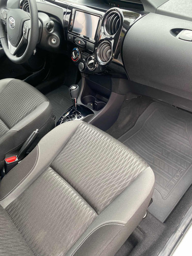 Toyota Etios 1.5 Xls At