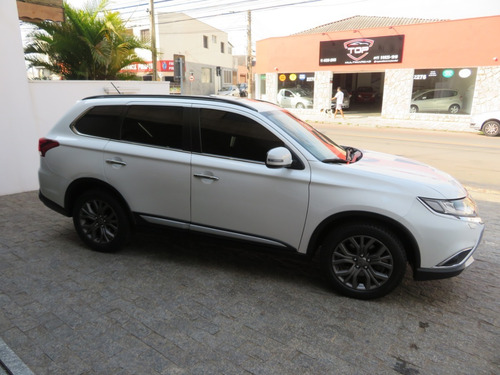 Mitsubishi Outlander 2.2 Diesel