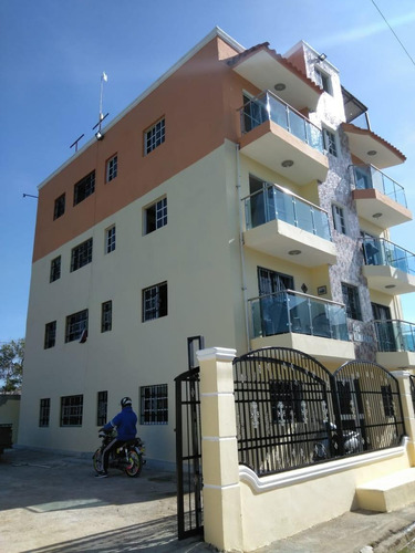 Vendo Edificio Multifamiliar En Venta Hato Nuevo (km14) Santo Domingo Oeste, República Dominicana