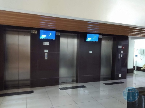 Imagem 3 de 15 de Sala Comercial Com 3 Ambientes - V-10934