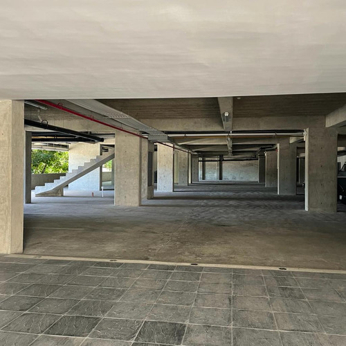 Edificio Residencial En Venta 5.255 M2 - Urb. Chulavista