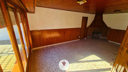 Hermosa Casa En Venta | 2 Dormitorios | 1 Baño | Sobre Avenida | Gral. Belgrano. Bs.as.