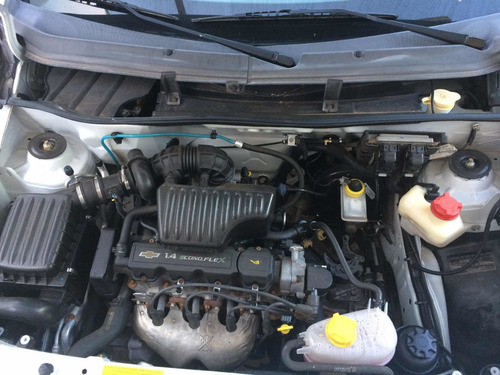 Chevrolet Agile 2010 1.4 Ltz 5p