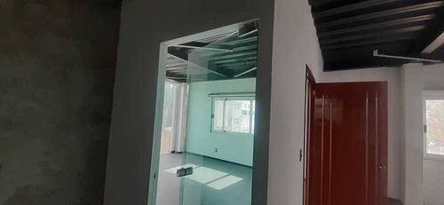 En Renta San Lorenzo Tepaltitlan, Edificio De 2 Plantastoluca
