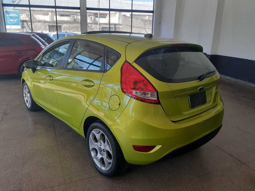 Ford Fiesta Kinetic Design 1.6 Design 120cv Titanium 2011
