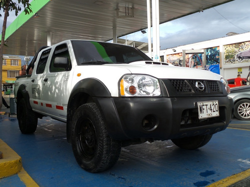 Nissan Frontier 2.5 D22 Np300