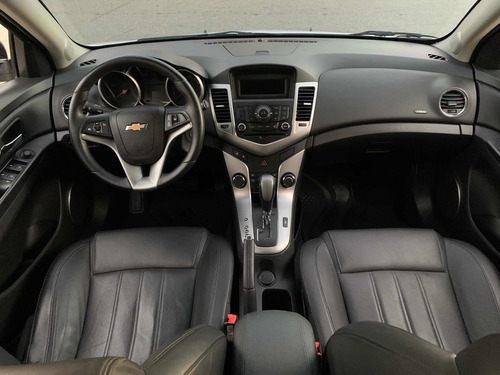 Imagem 7 de 10 de Chevrolet Cruze Sport 2014 1.8 Lt Ecotec Aut. 5p