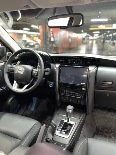 Toyota Fortuner Sw4 2025