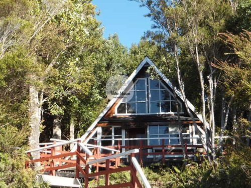 Parcela En Venta Con Cabaña En Chiloé, Lago Tepuhueico